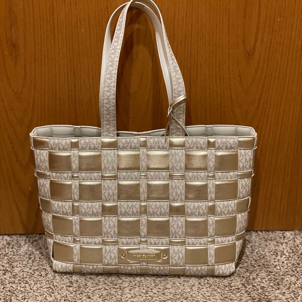 NWOT Michael Kors Tote Bag!